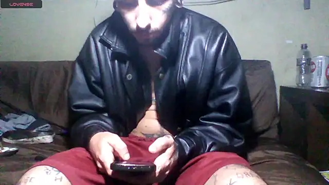 sellvageria live XXX chat