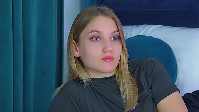 Онлайн чат XXX StacyEvances