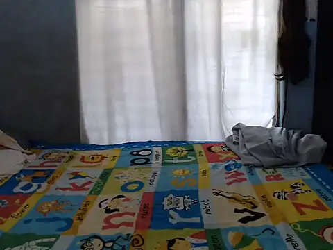 native_cummer élő XXX-chatje
