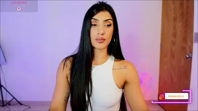 Chat +18 de Dannawells ao vivo