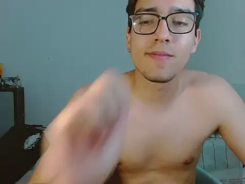 NickFin's Live XXX Chat
