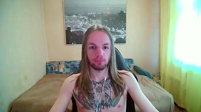 AdamDickens webkamerás műsora