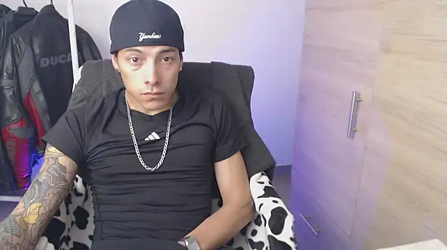 chomelo6 Live XXX-chat