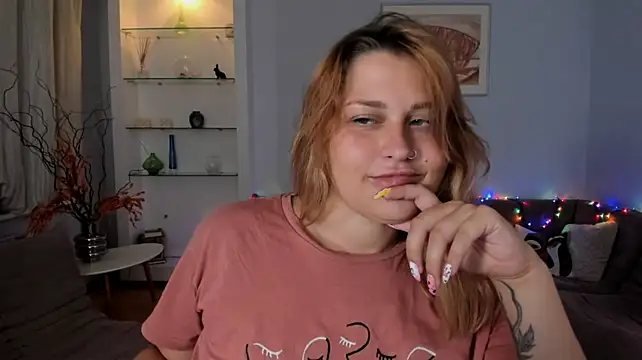 NoraLiin's Live XXX Chat