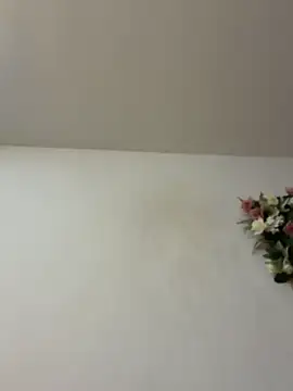 Chat +18 de IvonneOwen ao vivo
