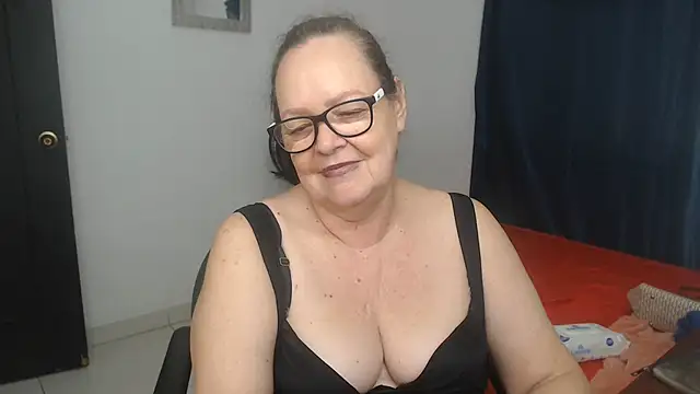 latinalili9's Live XXX Chat