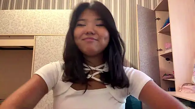 JohannaMickiewicz's Live XXX Chat