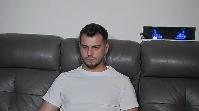 CrazyDom1 Webcam show