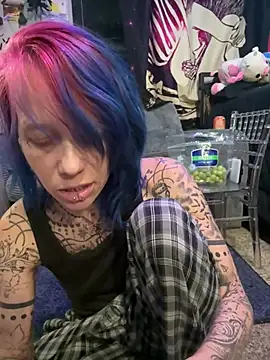 Toxii- Live XXX-Chat