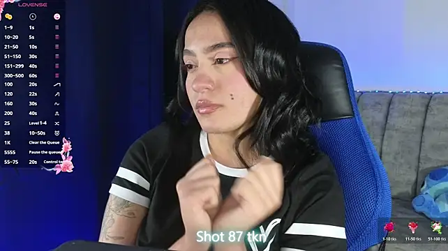 ZaraDames_'s Live XXX Chat