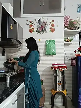 Kaur_Simran_01 现场XXX聊天