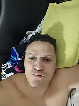 whiteass69 – webcam-show