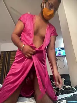 TheInvincible_meet's Live XXX Chat