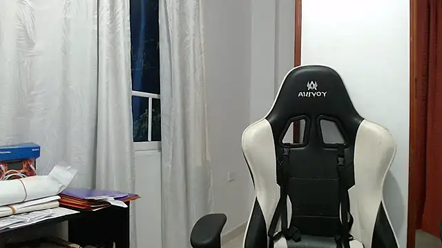 Ann_y Chat XXX live