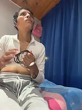 ImCrazzy's Live XXX Chat