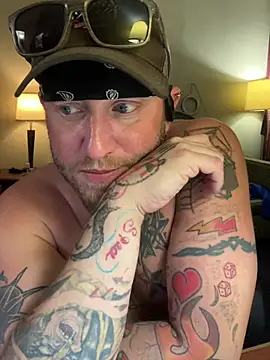 Show modela Livingpuddle na web-kameri