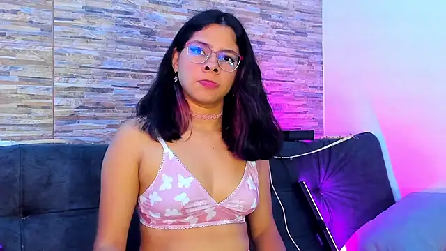 Chatroom XXX en direct de nath_redrex