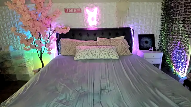 xbbyblonde 网络视讯表演