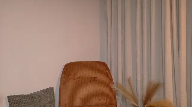 VictoriaNova_: απευθείας συνομιλία ΧΧΧ