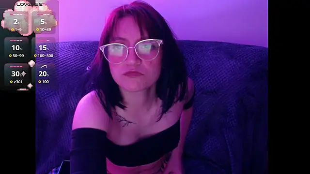 Chat +18 de Hanna_Saori_ ao vivo