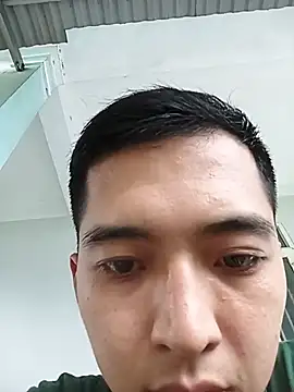 Thichchoitran86 网络视讯表演