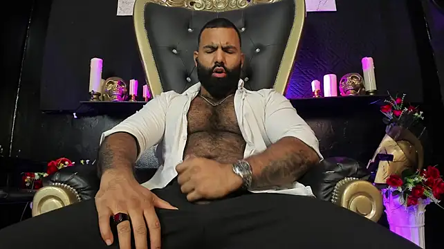 Chat +18 de BeardAndrew ao vivo