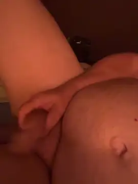 CharlieWeaver22 élő XXX-chatje