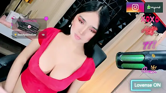 Chat +18 de 8inchAbsoluteSelfsucker ao vivo