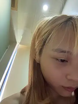 yangyang520-18girl's Live XXX Chat