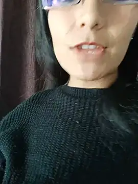 LucyCherry69 live XXX chat