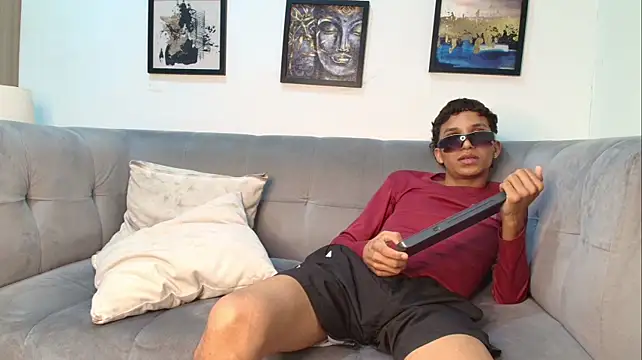 Chat XXX ao vivo de RED_ZONE_BOYS