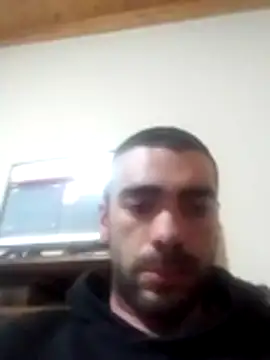 aguilucc0 Webcam show