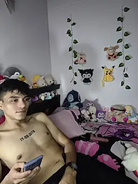 Show de Abril_kawaii na webcam