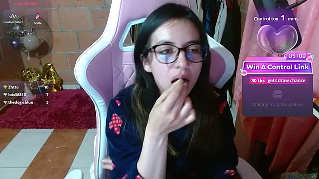 XXX chat uživo modela Maggie_Fox3