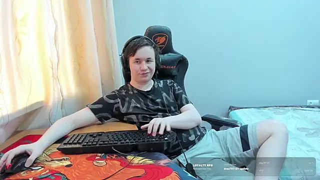 Webkamerová show iliaskrislove