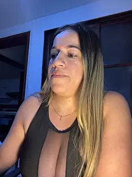 Chat XXX ao vivo de Antonellachic73