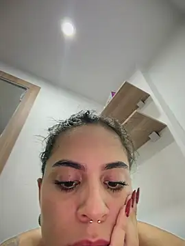 Analia__ লাইভ XXX চ্যাট