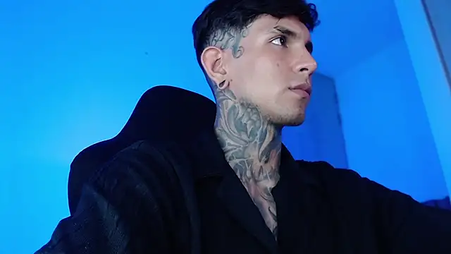 Travisttanner28 Live XXX Chat
