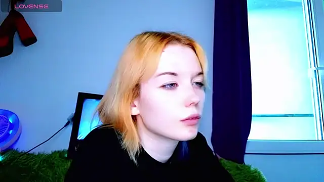 Živý XXX chat Kiara_Age