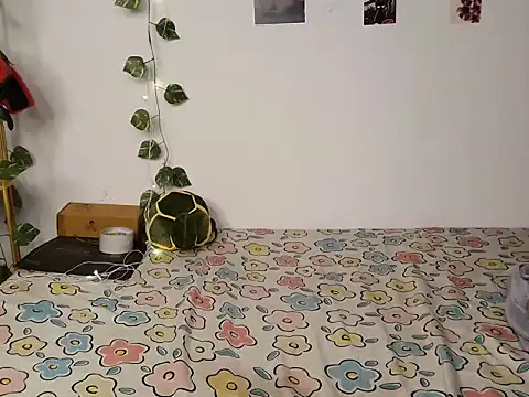 Онлайн чат XXX Dasydoll