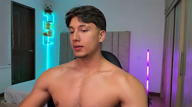 Chat +18 de CHRIS_MORGAN1 ao vivo