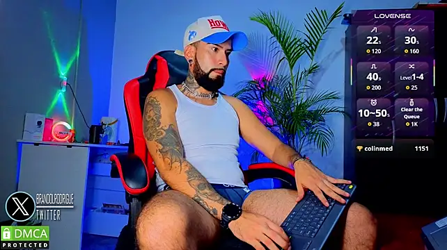 Diilanhott's Webcam Show