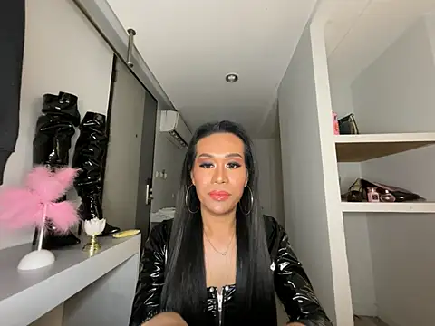 Živý XXX chat MistressViper28