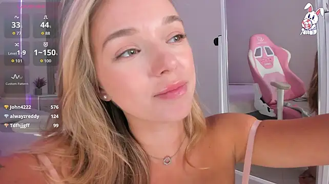 VirginChloe Show Webcam
