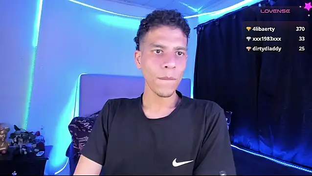 Ethan_Boyy Webcamshow