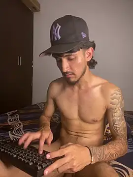 Kriss_Edwards 在線直播表演