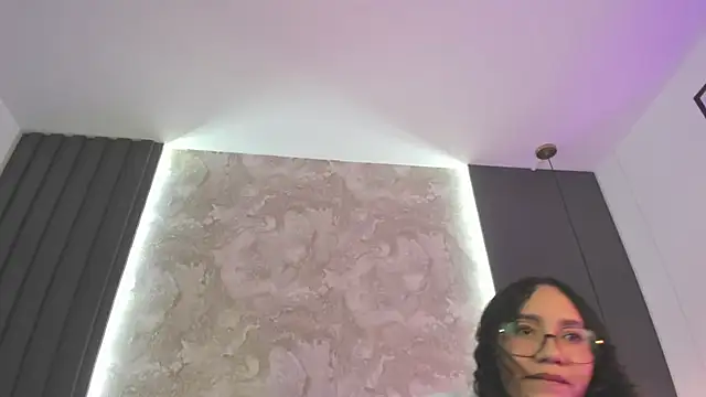 alysson_moon_'s Live XXX Chat