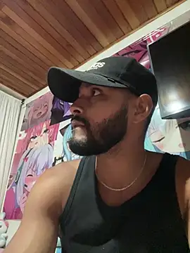 XXX chat uživo modela bigblack0111