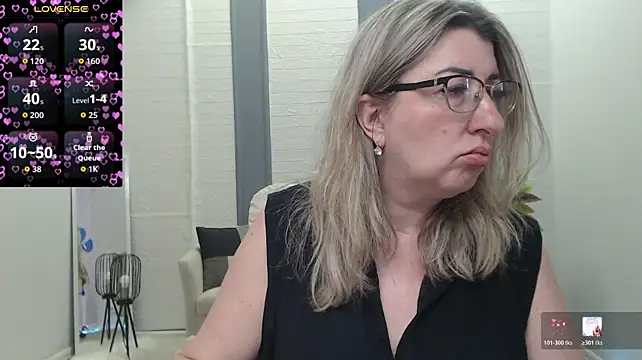 KKMimiKK Chat XXX in diretta