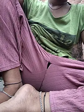 XXX chat uživo modela NOMI_li